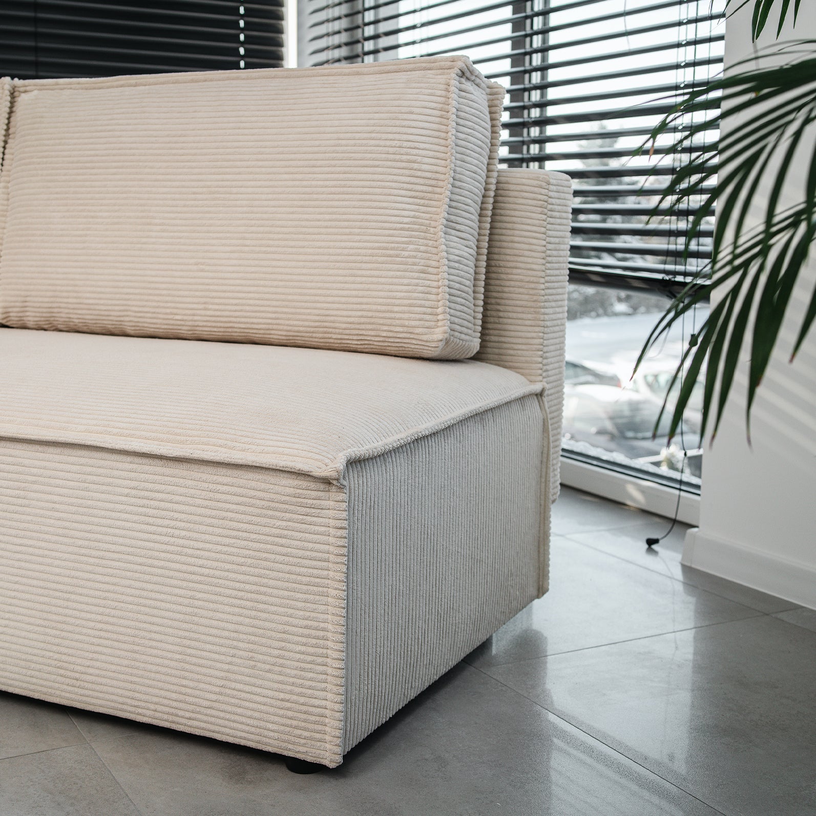 Sofa Luna w tkaninie Poso