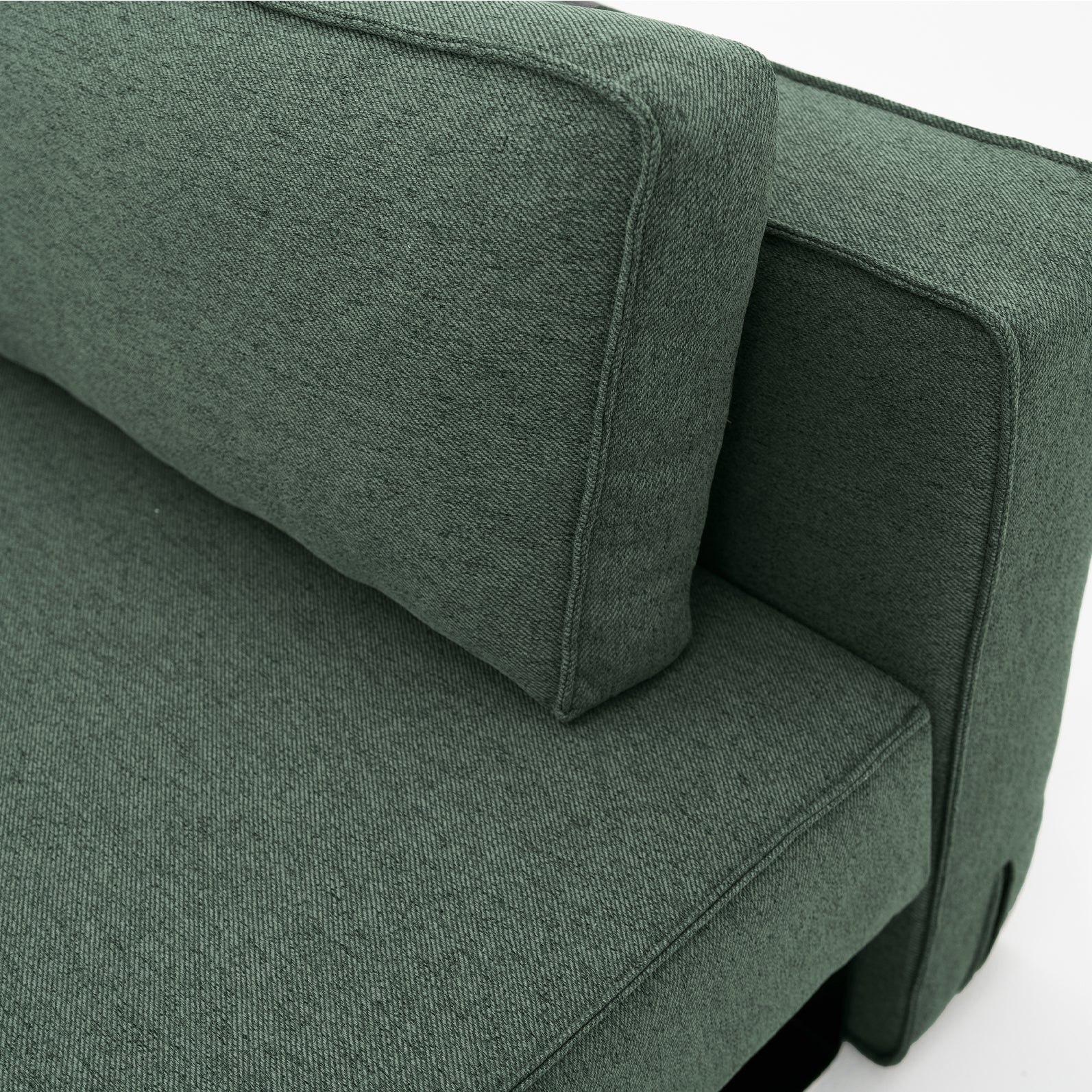 Sofa Nomi w tkaninie Faro